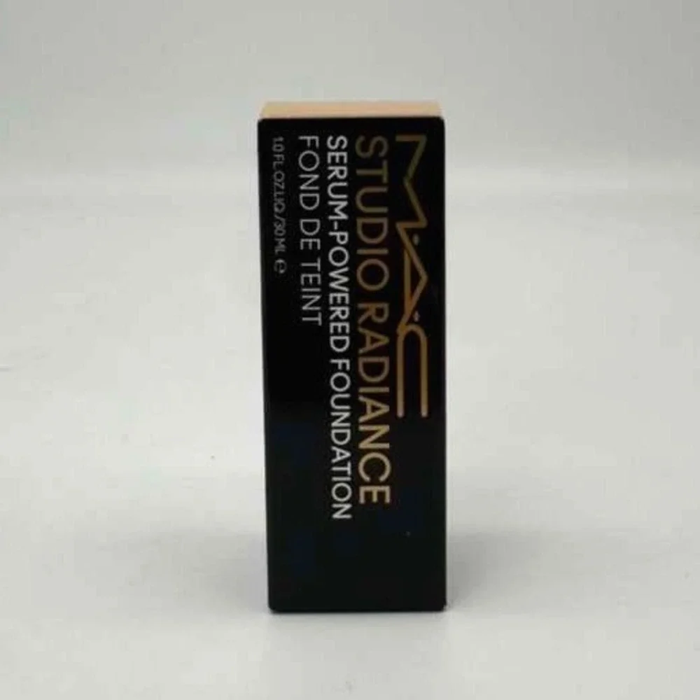 MAC Studio Radiance Serum-Powered Foundation – N4 – 30ml / 1oz – NIB